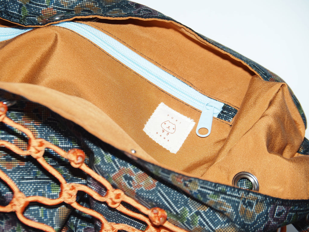 Embroidered orange - Large